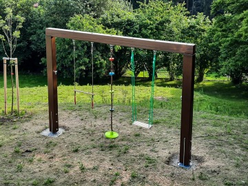 Dubový rám na houpačky