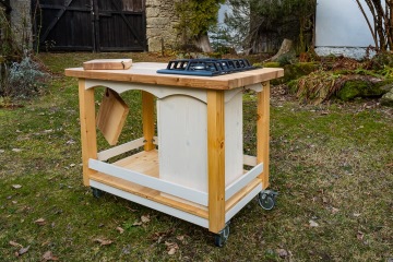 Venkovní pojízdná kuchyně